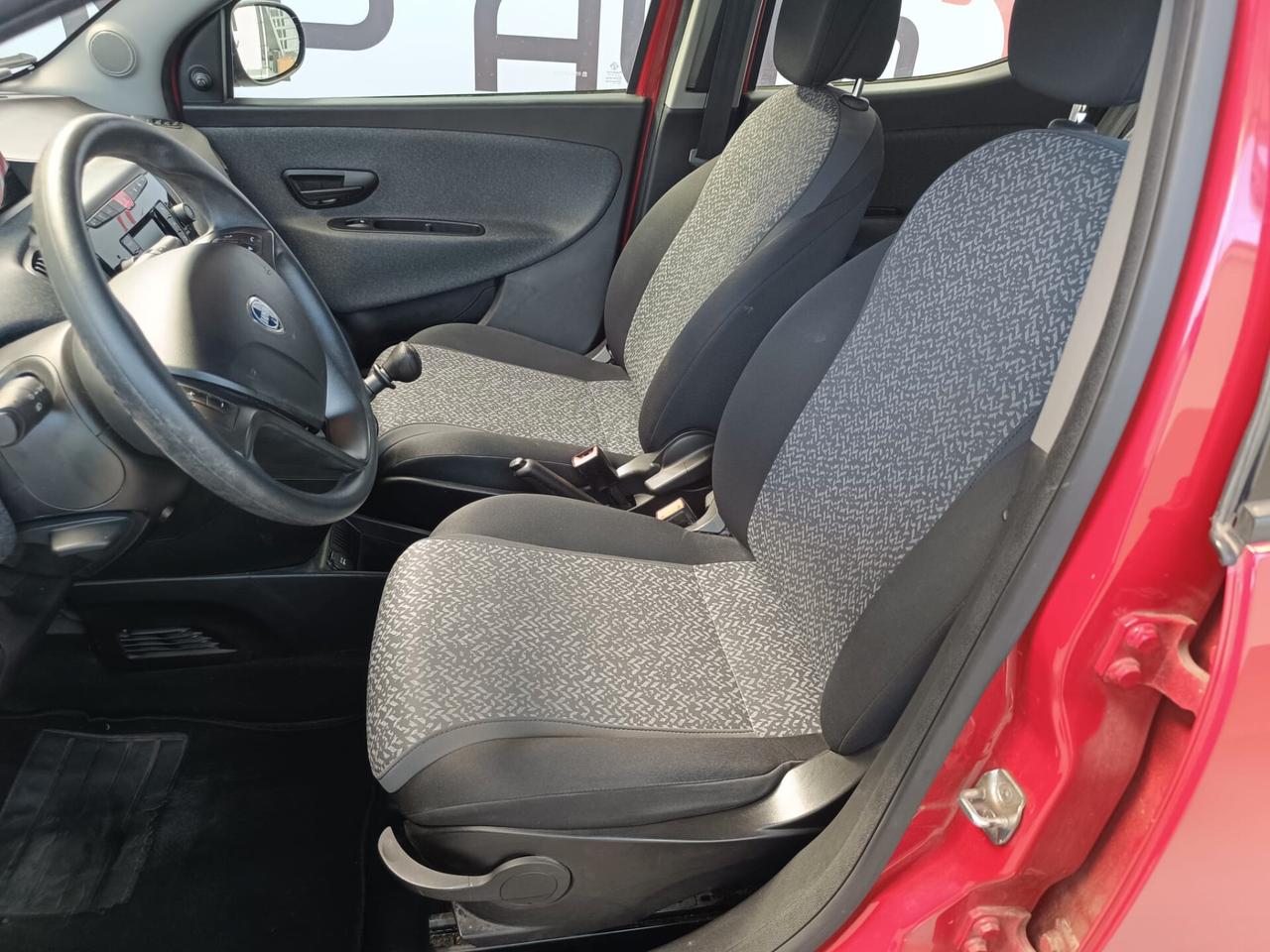 Lancia Ypsilon 1.2 69 CV 5 porte GPL Ecochic Gold