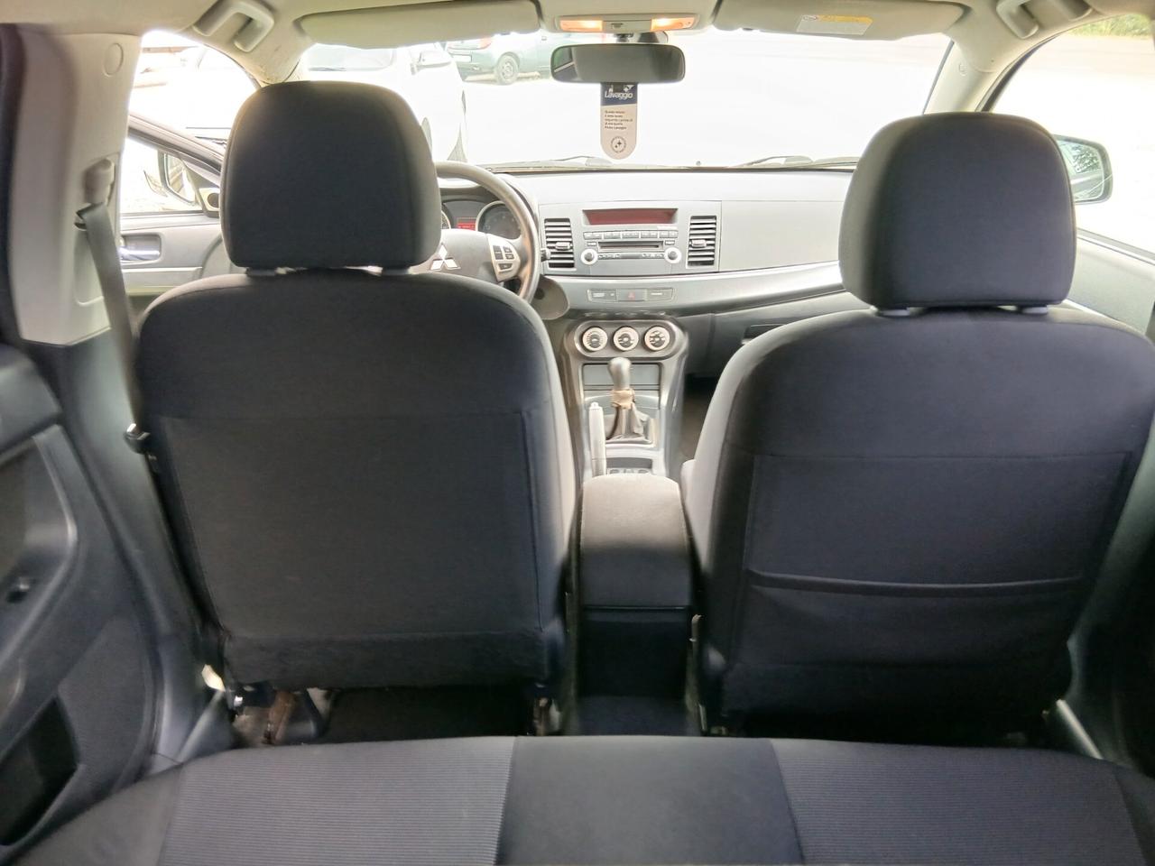 Mitsubishi Lancer 1.8 5p. Sportback Inform