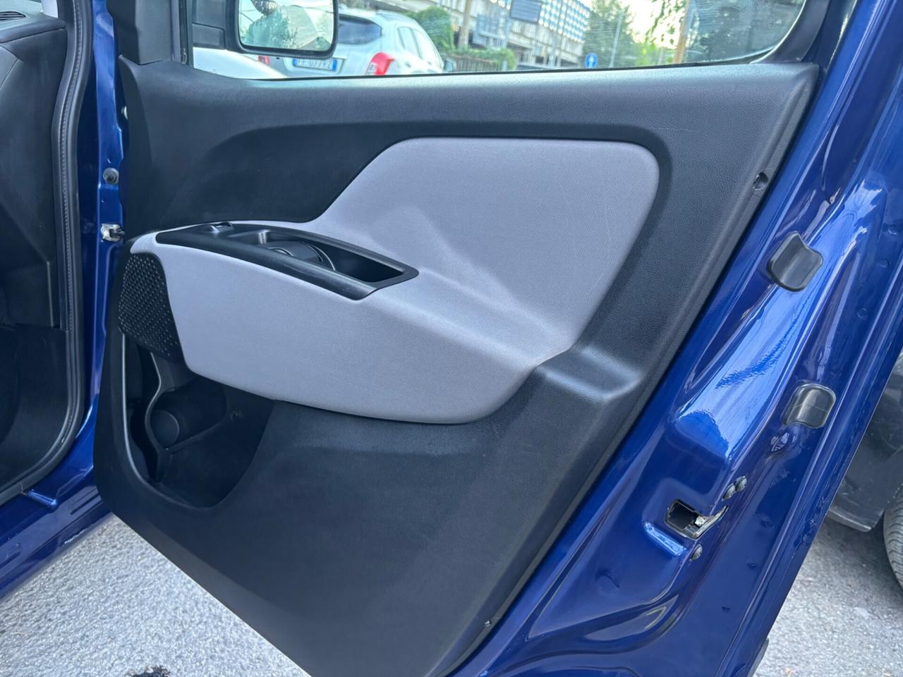 Fiat Doblo 1.6 MJT 105CV Lounge OK NEOPATENTATI