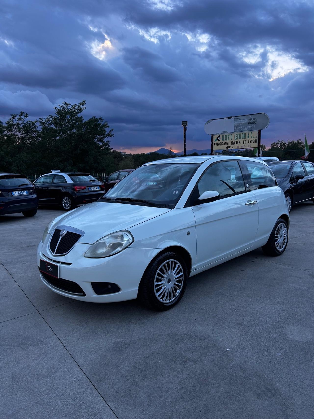 Lancia Ypsilon 1.4 E-Collection Ecochic GPL