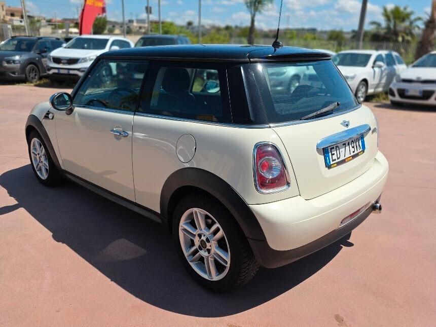 Mini Mini 1.6 16V Cooper D