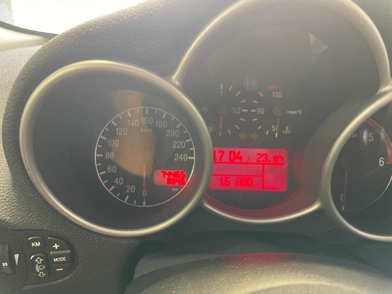 Alfa Romeo 147 1.9 JTD 75 MILA KM