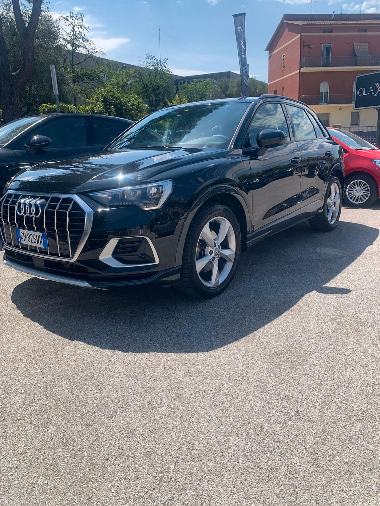 Audi Q3 35 TDI S tronic Business Advanced