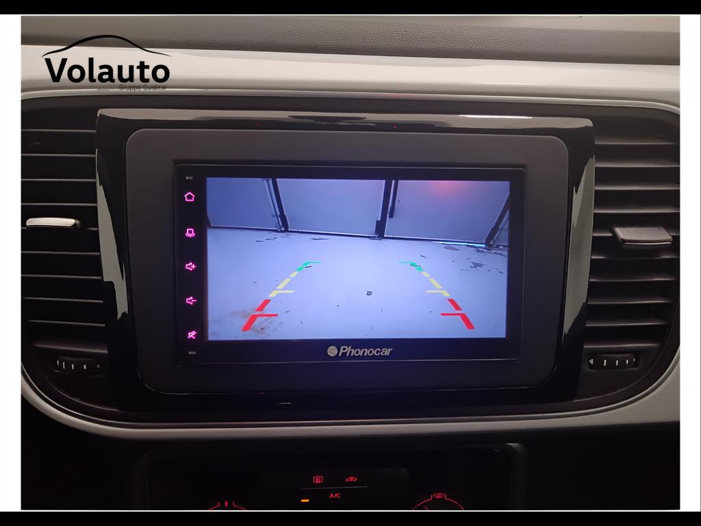 VOLKSWAGEN Maggiolino 2017 Cabrio - Maggiolino Cabrio 2.0 tdi Design 11