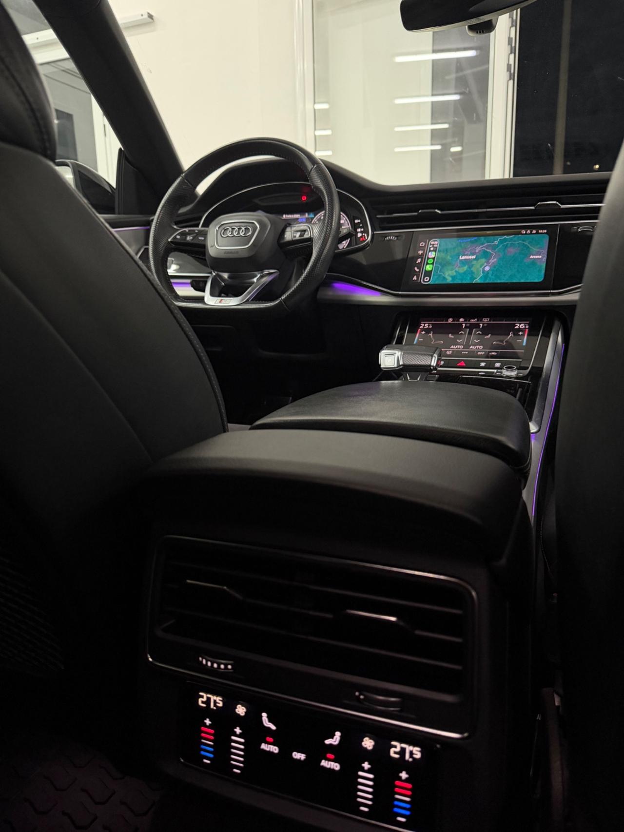 Audi Q8 50 TDI 286 CV quattro S-line FINANZIABILE