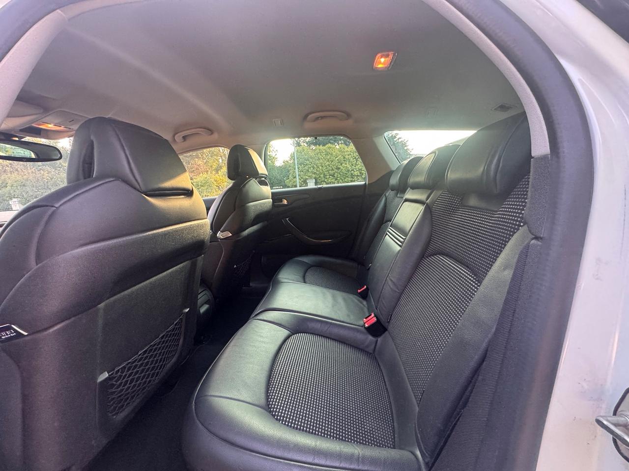 Citroen C5 BlueHDi 180 EAT6 S&S Hydractive Business Tourer