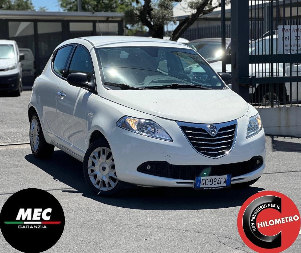 Lancia Ypsilon 1.2 69 CV 5 porte S&S Silver