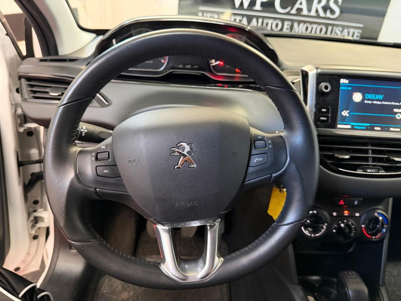 Peugeot 208 PureTech 82 Stop&Start 5 porte Signature