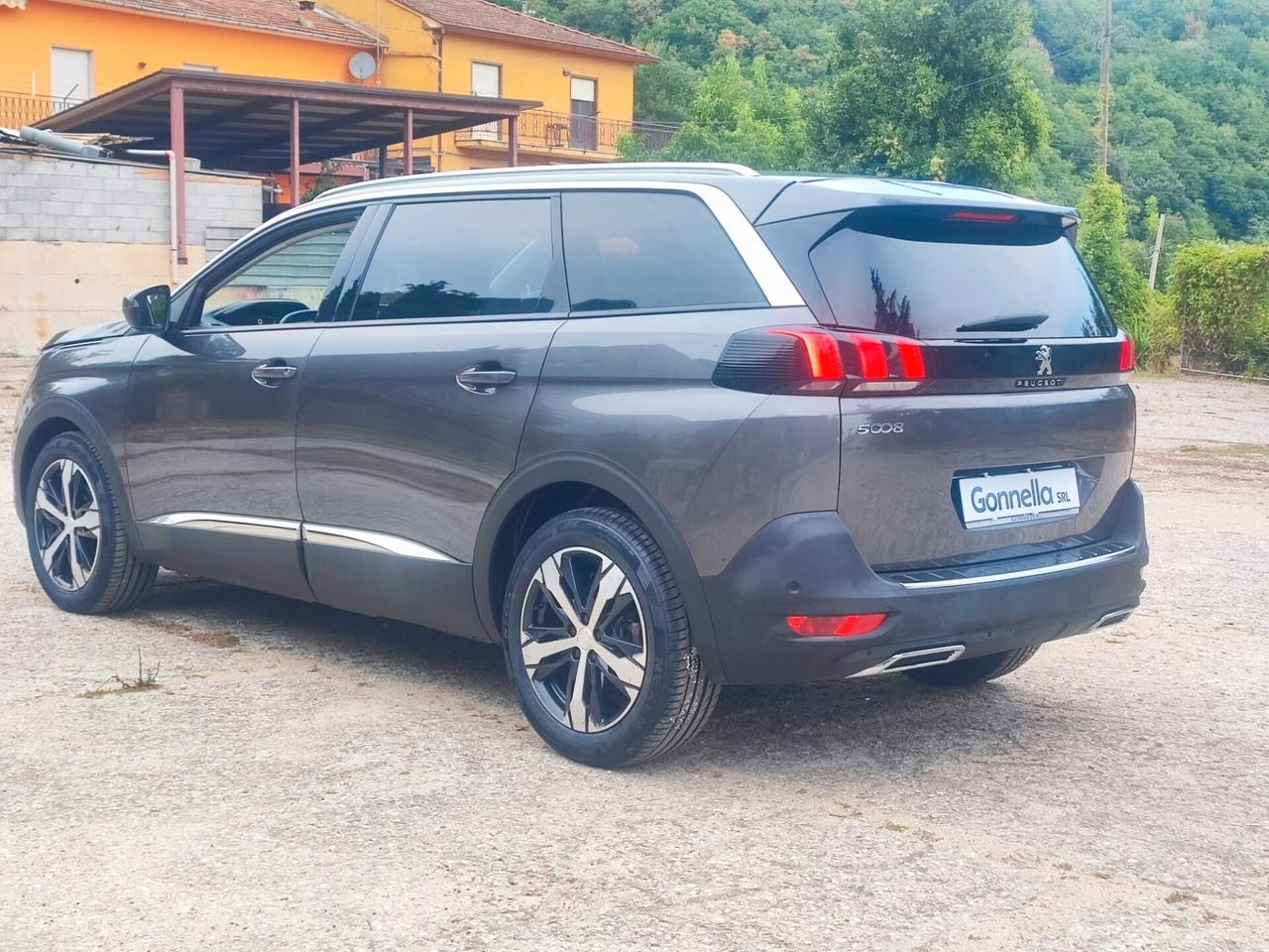 Peugeot 5008 1.5 bluehdi Allure S&S 7 posti 4 GOMME NUOVE