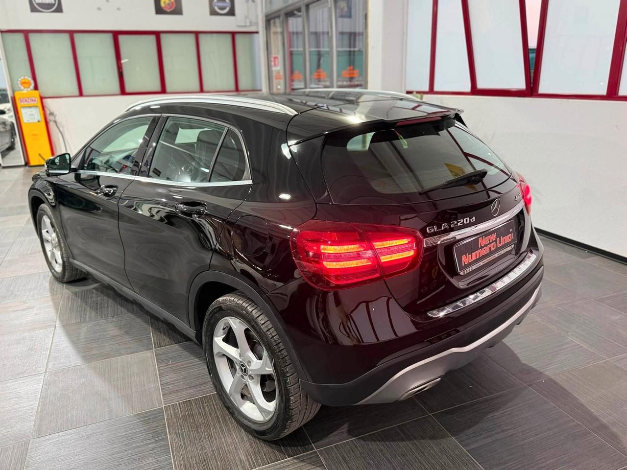 Mercedes GLA 220 4Matic 170cv CDI Sport 2018