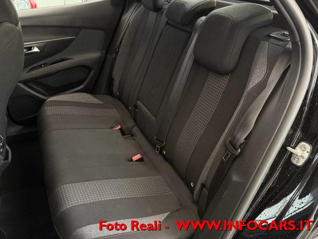 PEUGEOT 3008 BlueHDi 130 EAT8 Active Business - PROMO