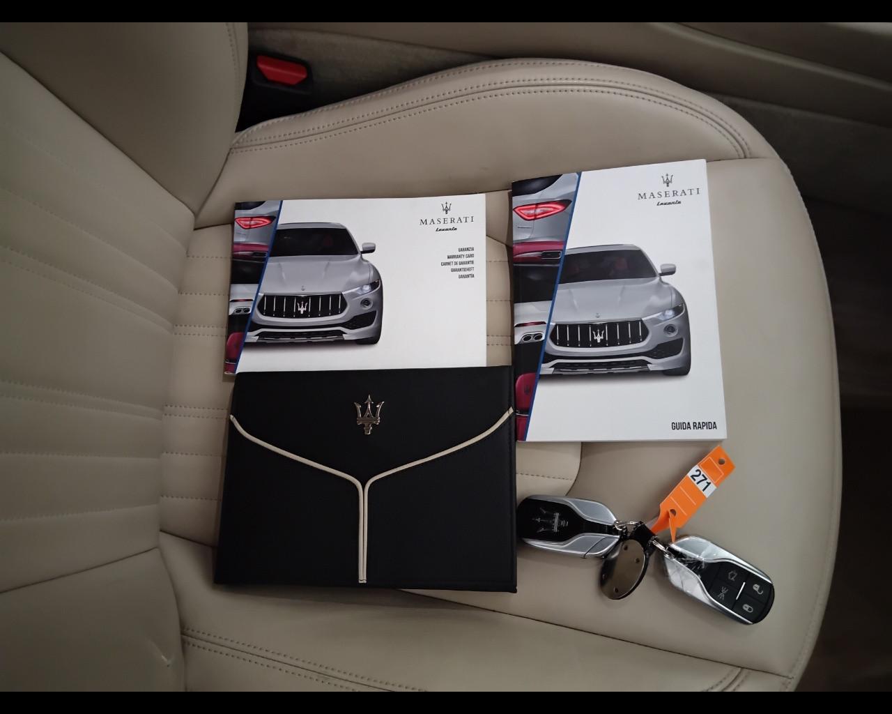 MASERATI Levante - Levante 3.0 V6 250cv auto