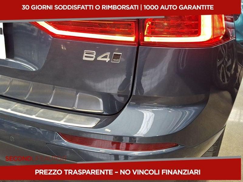 Volvo XC60 2.0 b4 Momentum Pro awd auto