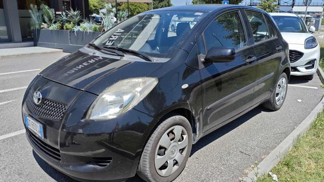 TOYOTA Yaris 1.0 5 porte Now senza nessun lavoro da fare