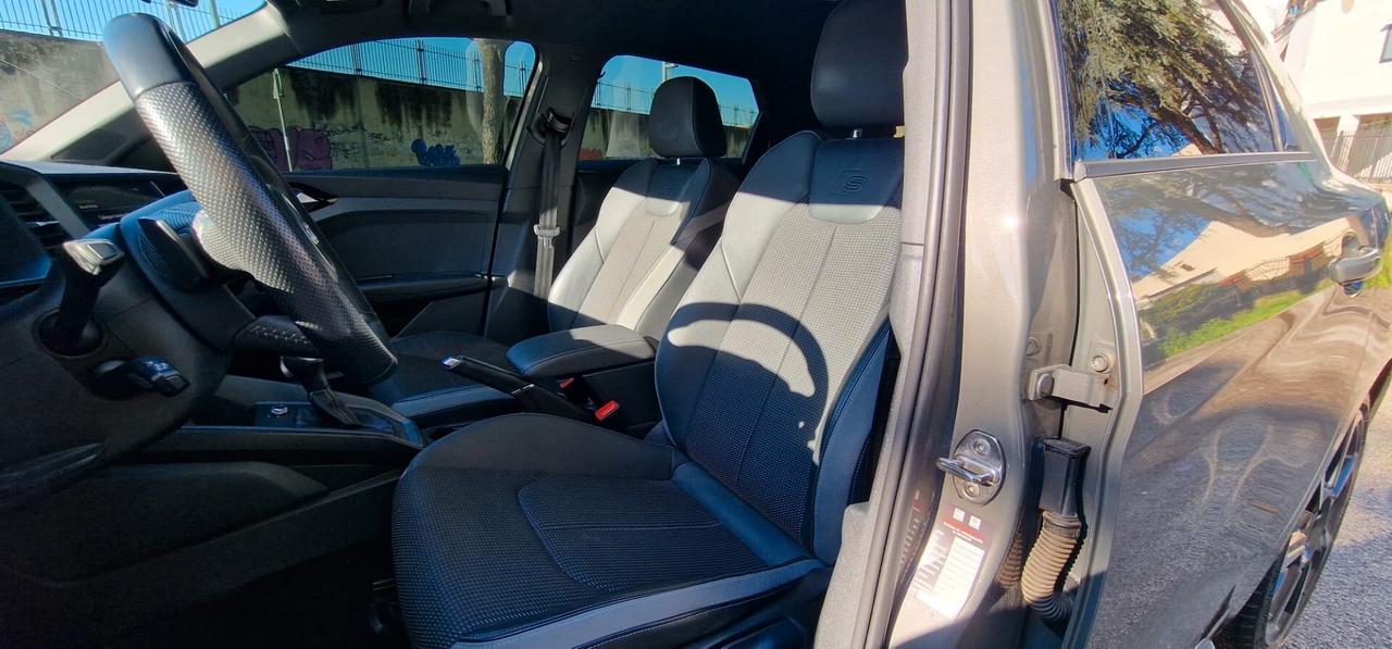 Audi A1 SPB 35 TFSI S tronic line edition Automatica