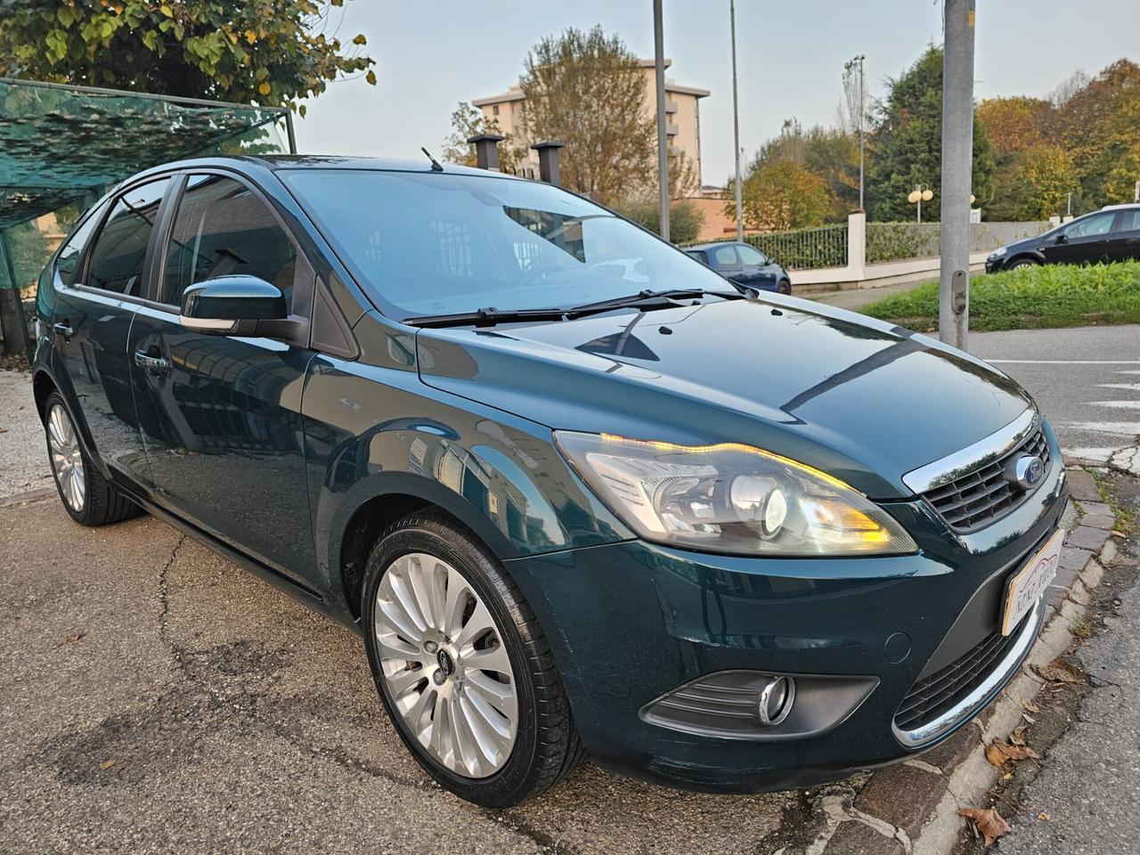 Ford Focus 1.6 TDCi 90cv Titanium 5PT*Pelle*17*Neopatentati