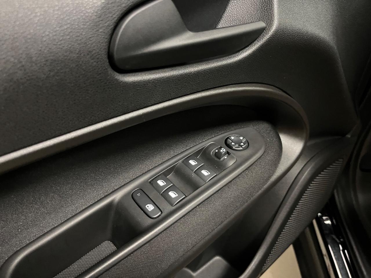 Fiat 600 Hybrid 101 CV DCT MHEV 2025’