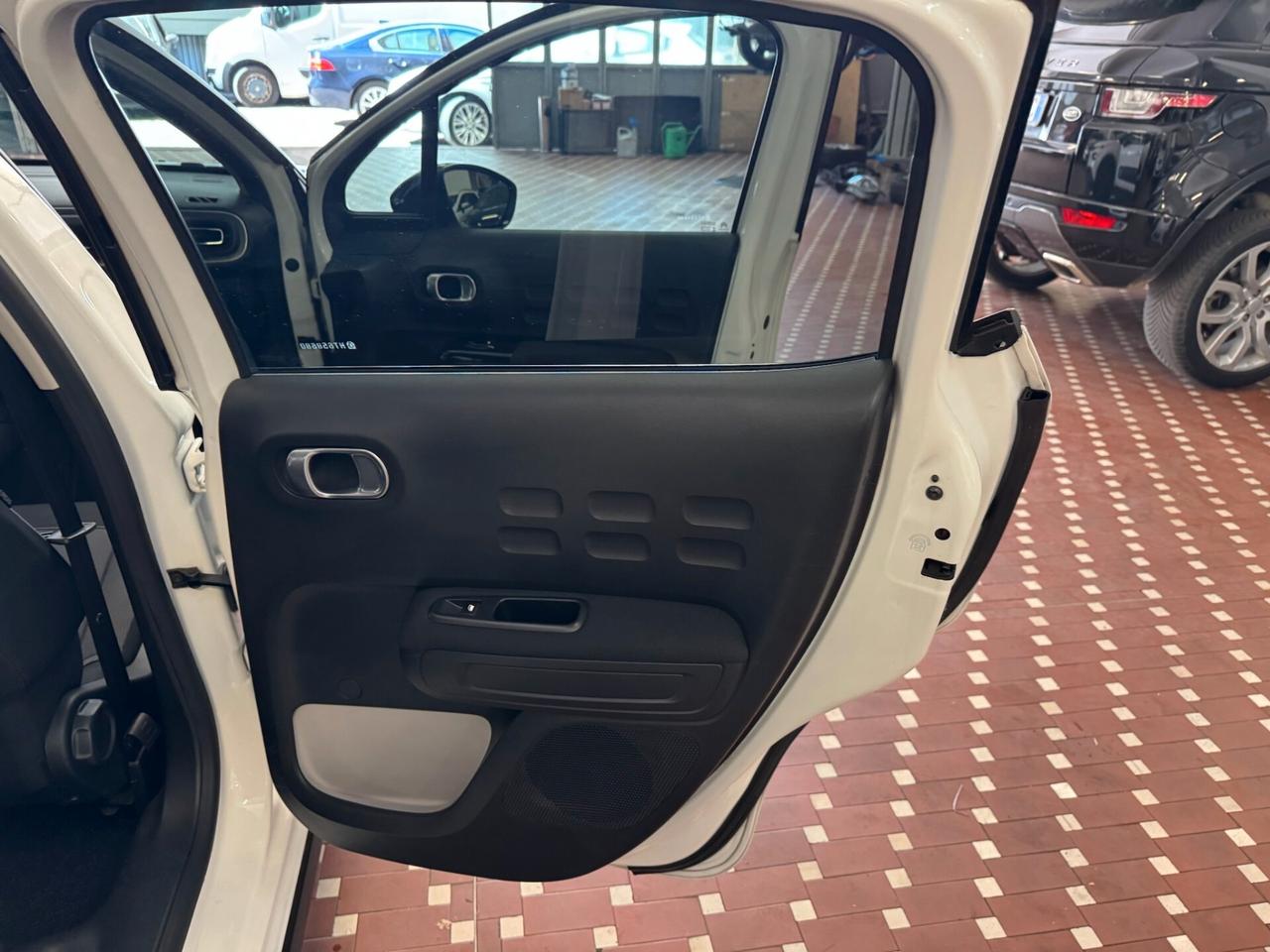 Citroen C3 PureTech 110 S&S EAT6 Shine - CAMBIO AUTOMATICO