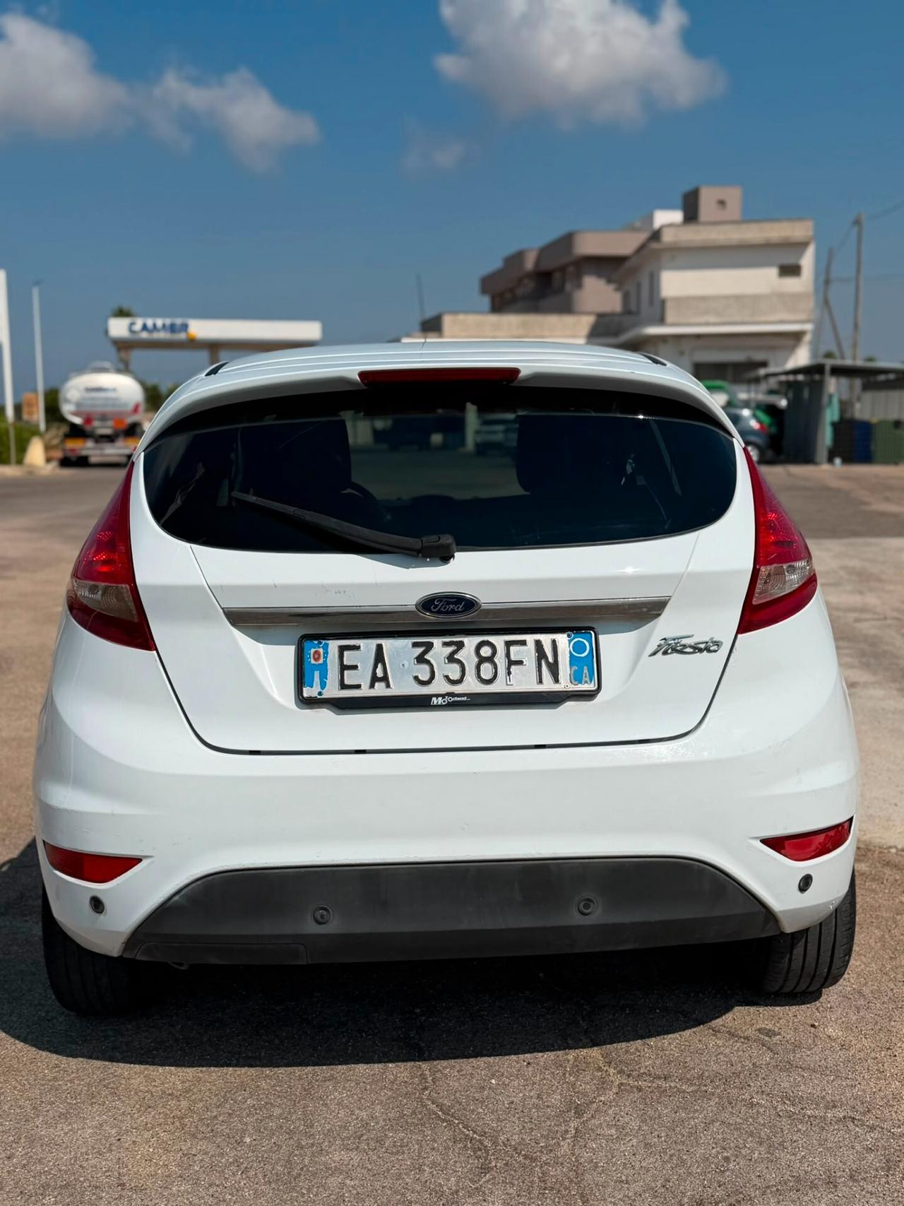 Ford Fiesta 1.4 5 porte Bz.- GPL Titanium
