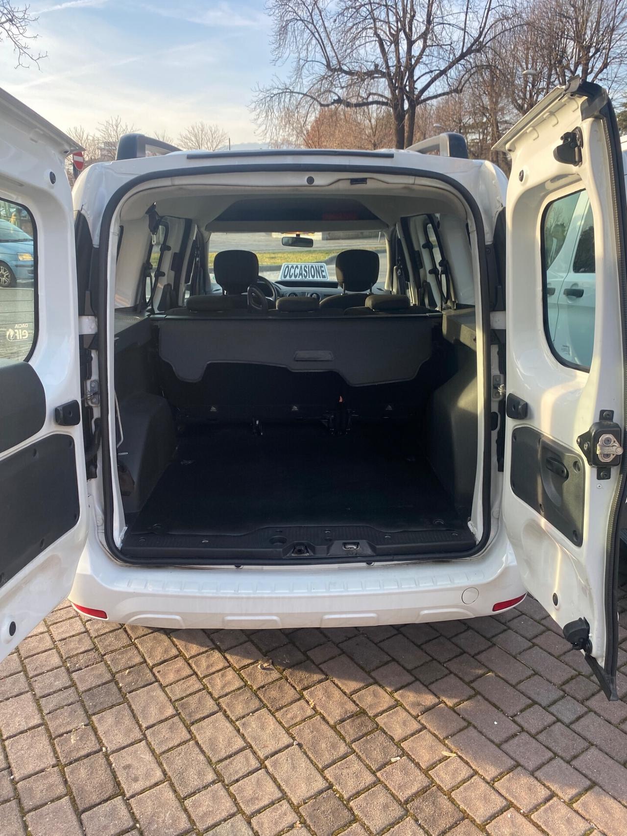 Dacia Dokker 1.6 8V 100CV Start&Stop Lauréate