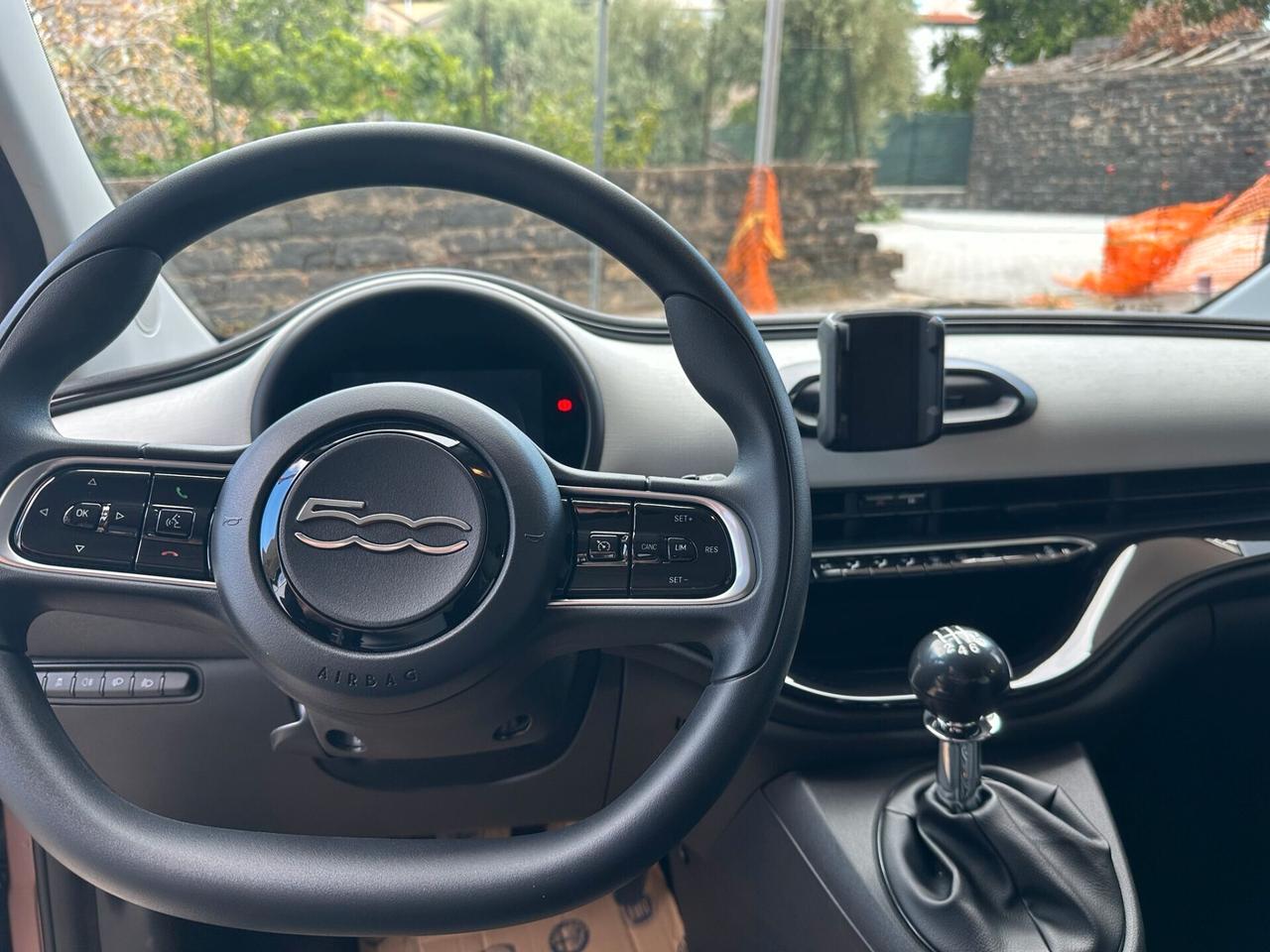 FIAT 500 HYBRID BERLINA POP 1.0 Hybrid Berlina MY 26