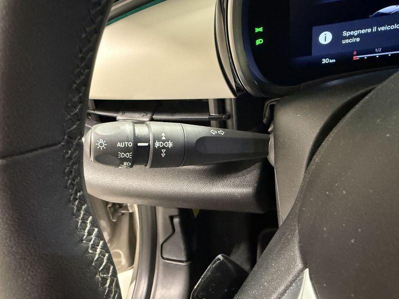 FIAT 600 600 1.2 hybrid La Prima Automatica