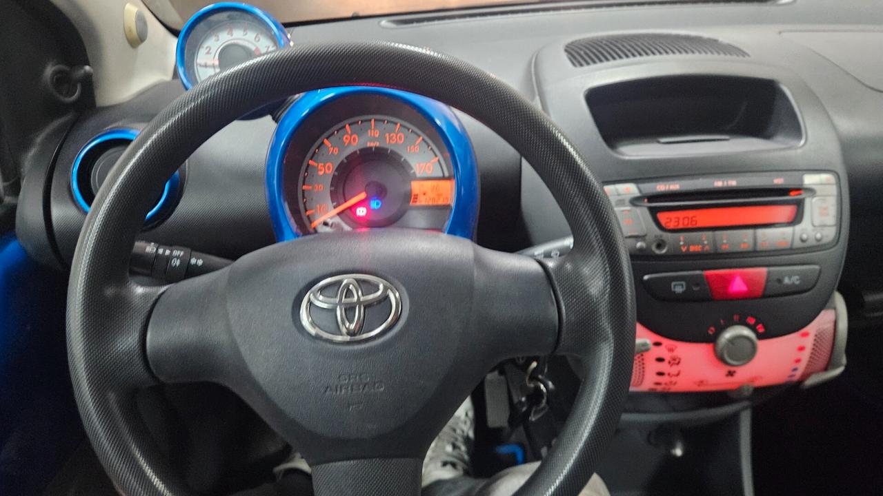 Toyota Aygo 1.0 12V VVT-i 5 porte Now