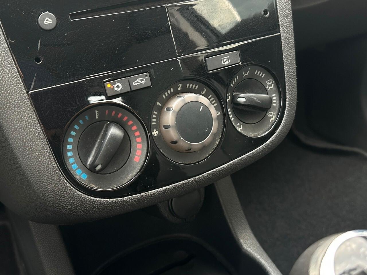 Opel Corsa 1.2 Cosmo *NEOPATENTATI