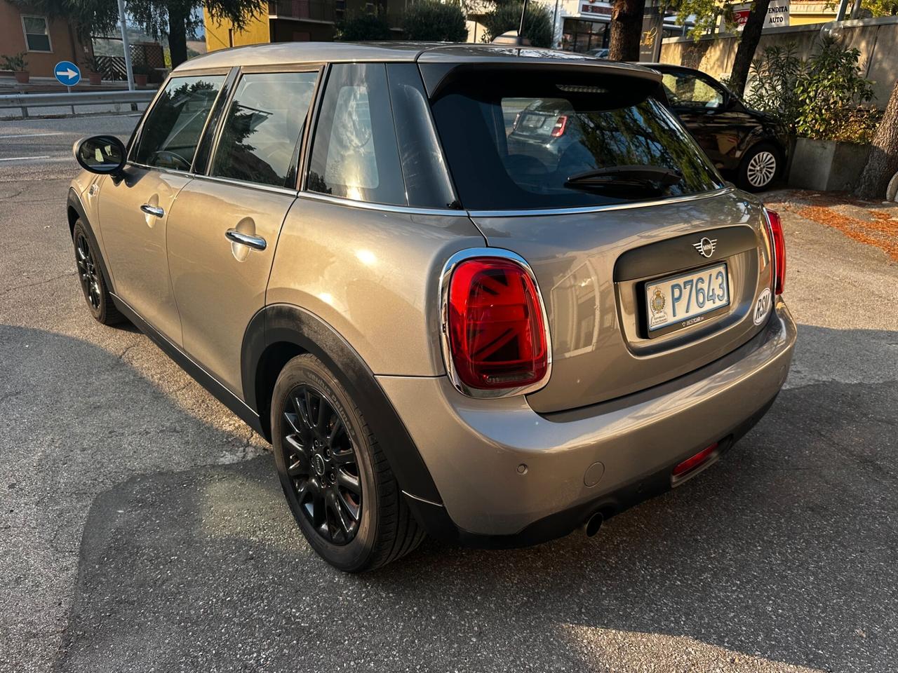 Mini ONE 1.5 Auto 5 porte NAVIGATORE / FULL LED