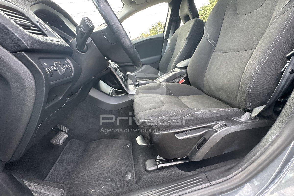 VOLVO V40 Cross Country D2 Geartronic Momentum