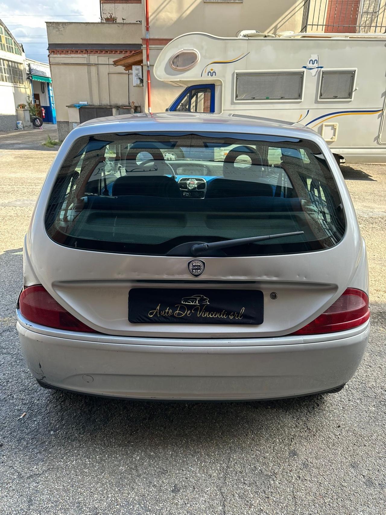 Lancia Y 1.2i cat Elefantino Blu