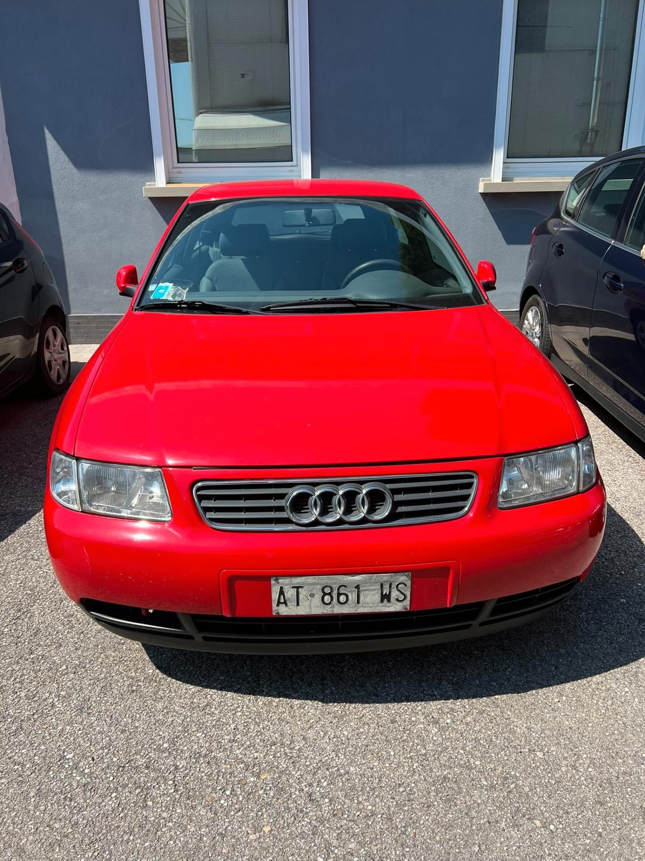 Audi A3 1.8 20V cat 3p. Ambition