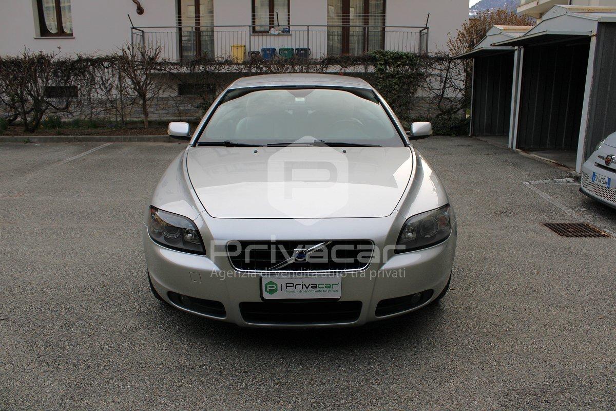VOLVO C70 2.5 turbo 20V T5 Momentum