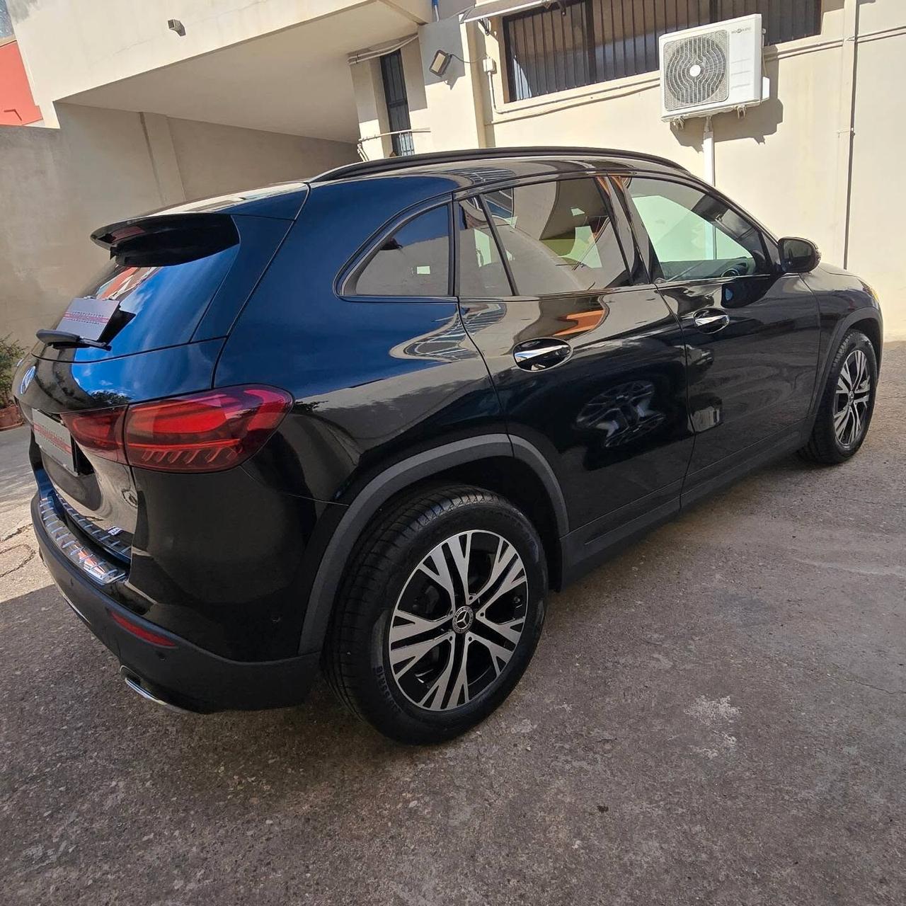 GARANZIA FINO A 200.000 km - Mercedes-benz GLA 200 Aut. Progr . Advanced Plus