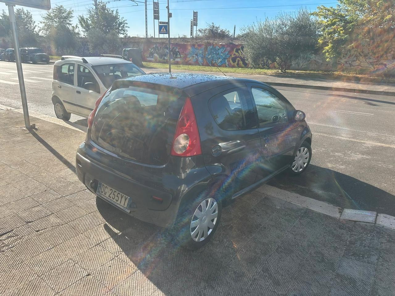 Peugeot 107 SWEET YEARS
