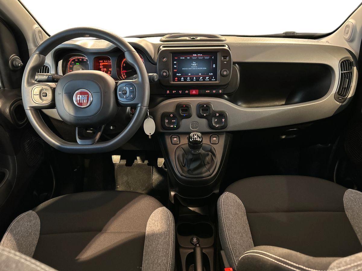FIAT Panda III 2021 Cross - Panda 1.0 firefly hybrid City Cross s