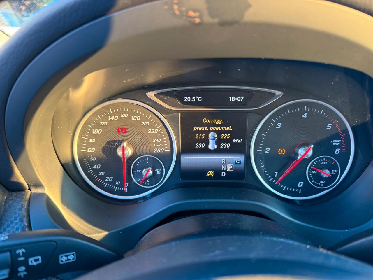 Mercedes-benz GLA 180 d Automatic Premium