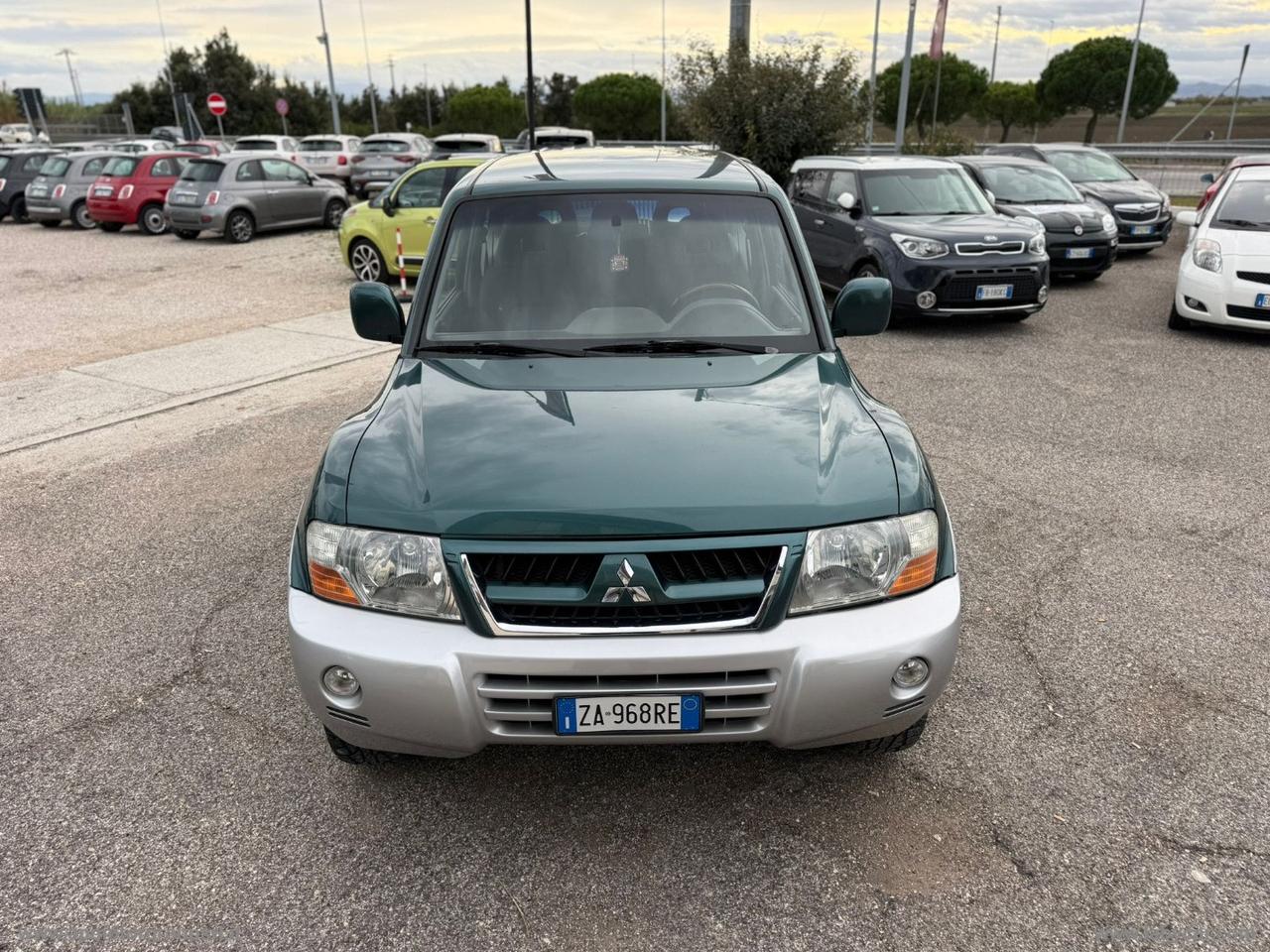 MITSUBISHI Pajero 3.2 16V DI-D 3p. A/T Intense GANCIO TRAINO