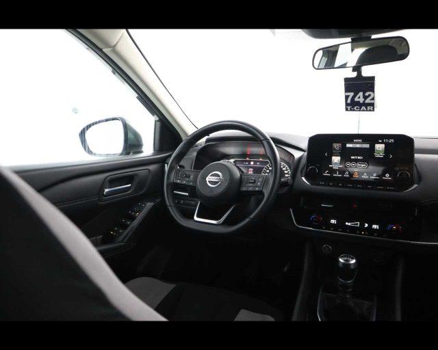 NISSAN Qashqai MHEV 140 CV Business