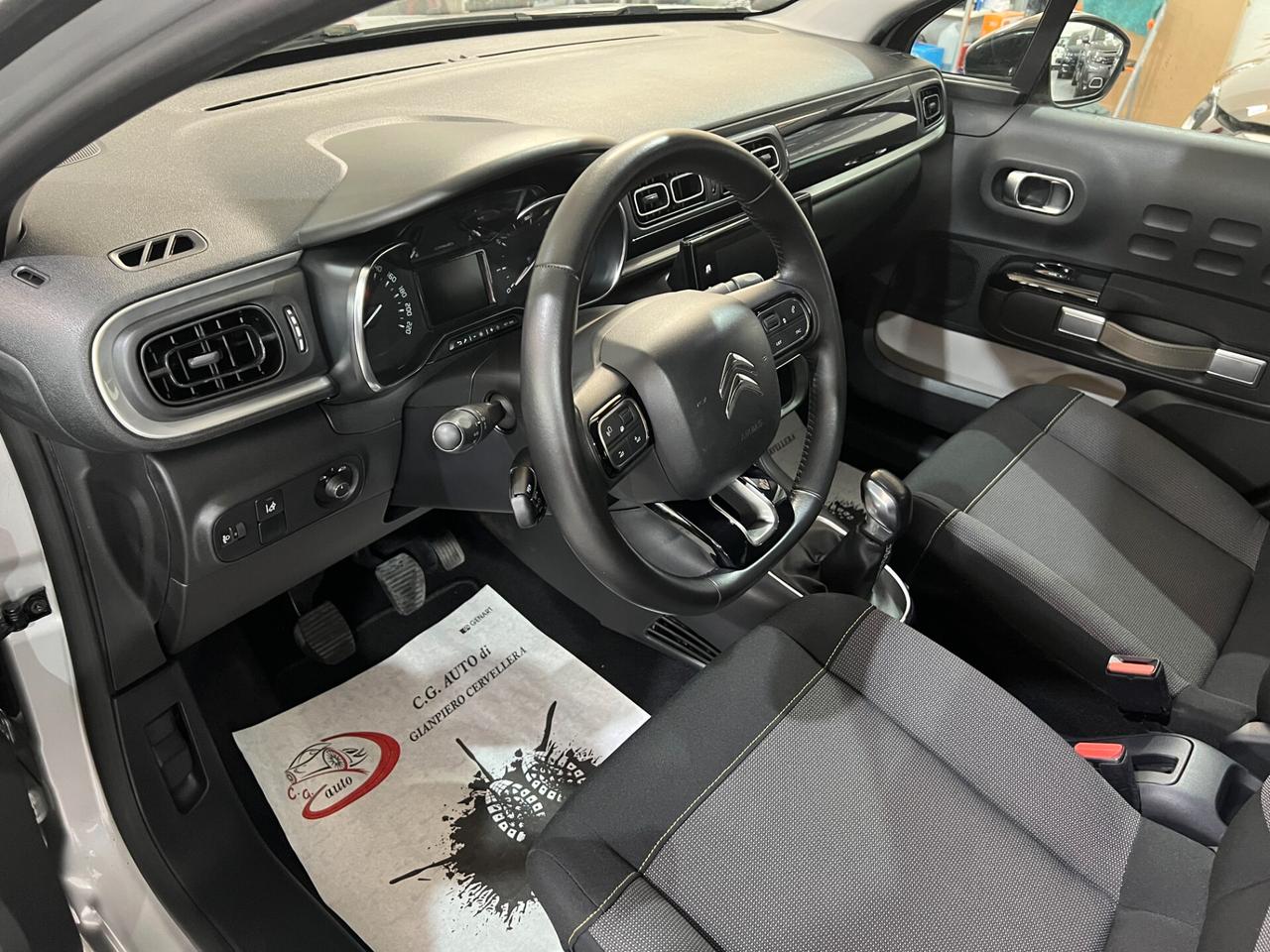 Citroen C3 1.2 82 CV - SHINE - 2018