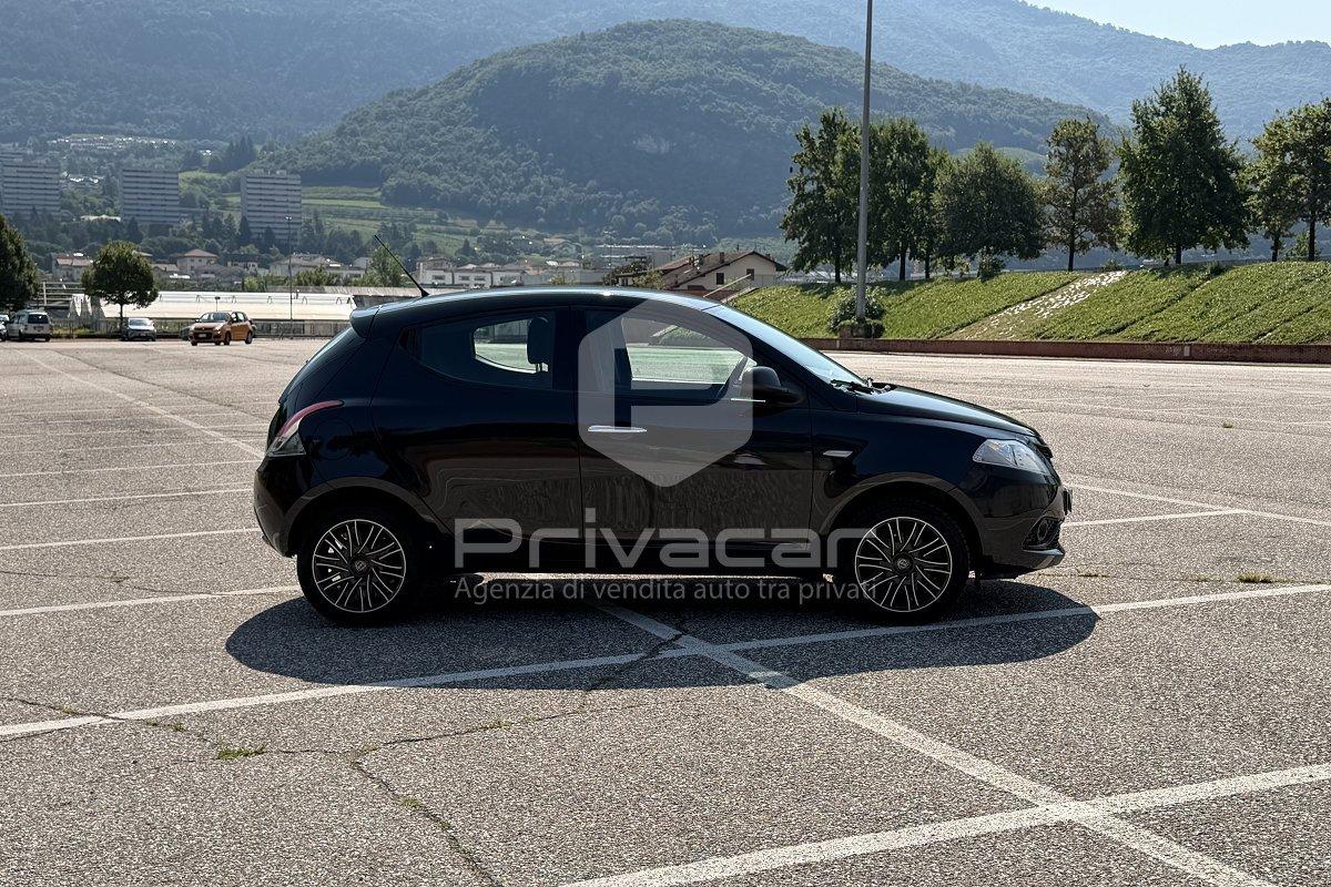 LANCIA Ypsilon 1.2 69 CV 5 porte S&S Gold