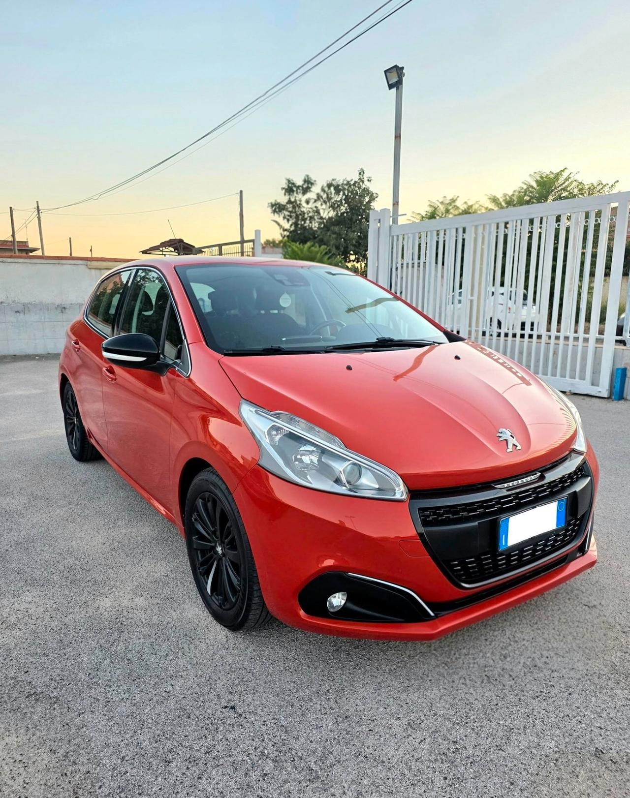 Peugeot 208 1.6 BlueHDi 75cv 5 porte Allure