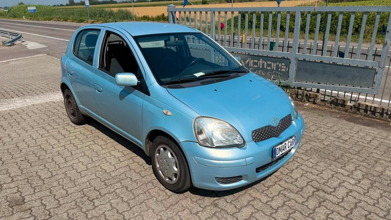 Toyota Yaris 1.0 BENZINA 2004 NEOP