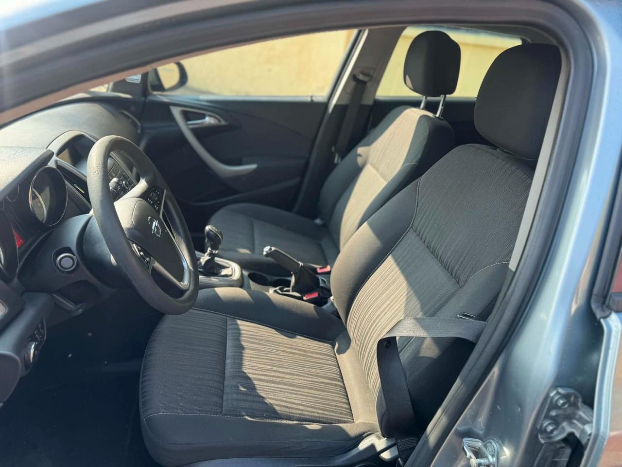 Opel Astra Anno 2012 1.7 DIESEL 110 CV