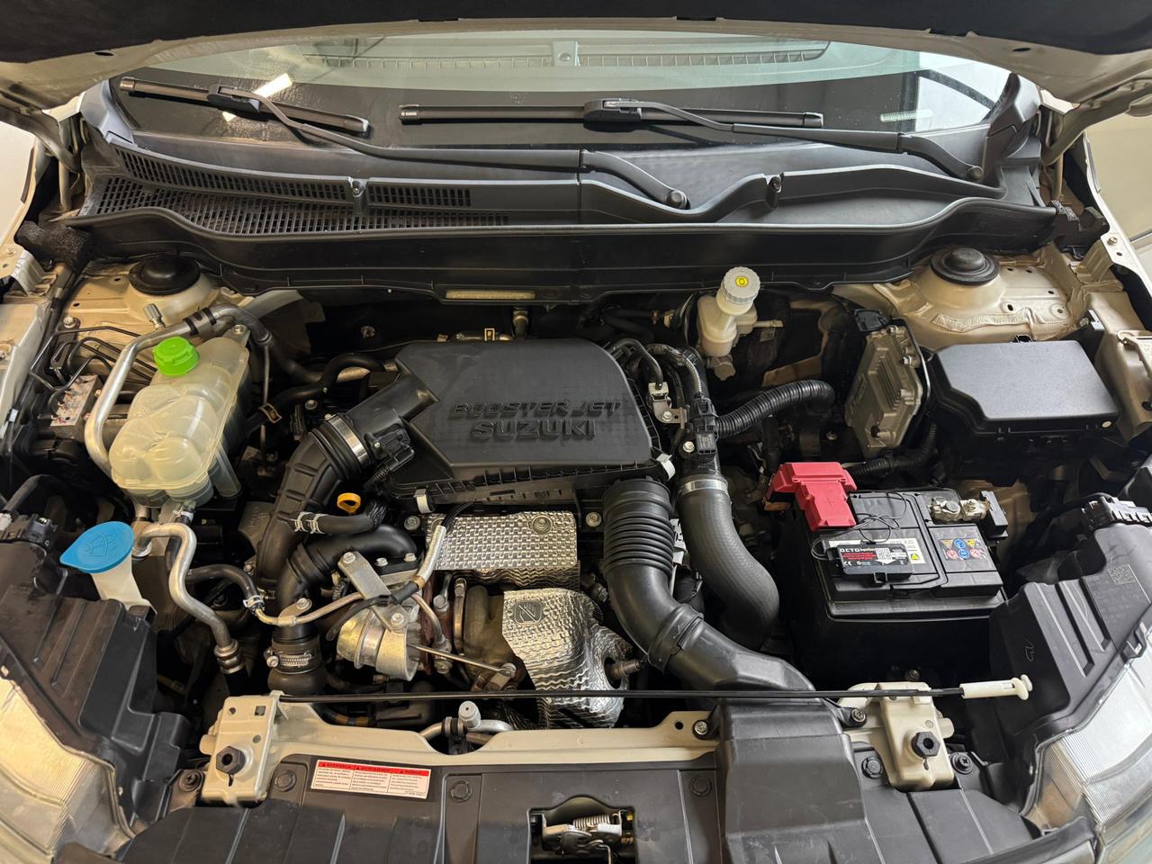 Suzuki Vitara 1.4h Starview 4wd allgrip auto