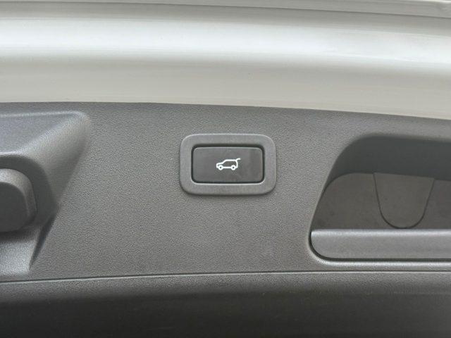 JAGUAR E-Pace 2.0D 180 CV AWD aut. R-Dynamic S