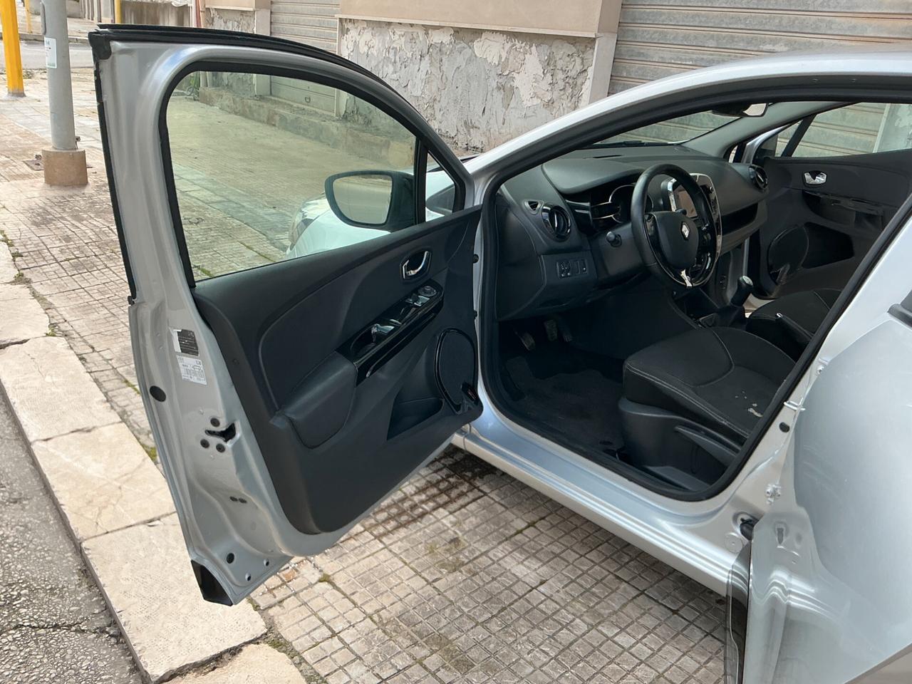 Renault Clio 1.5 dCi 8V 75CV 5 porte Live