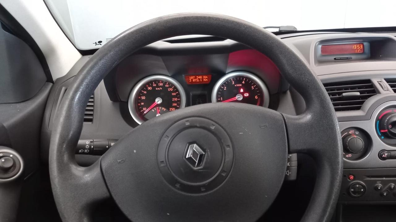 Renault Megane Mégane 1.6 16V Grandtour Luxe Dynamique