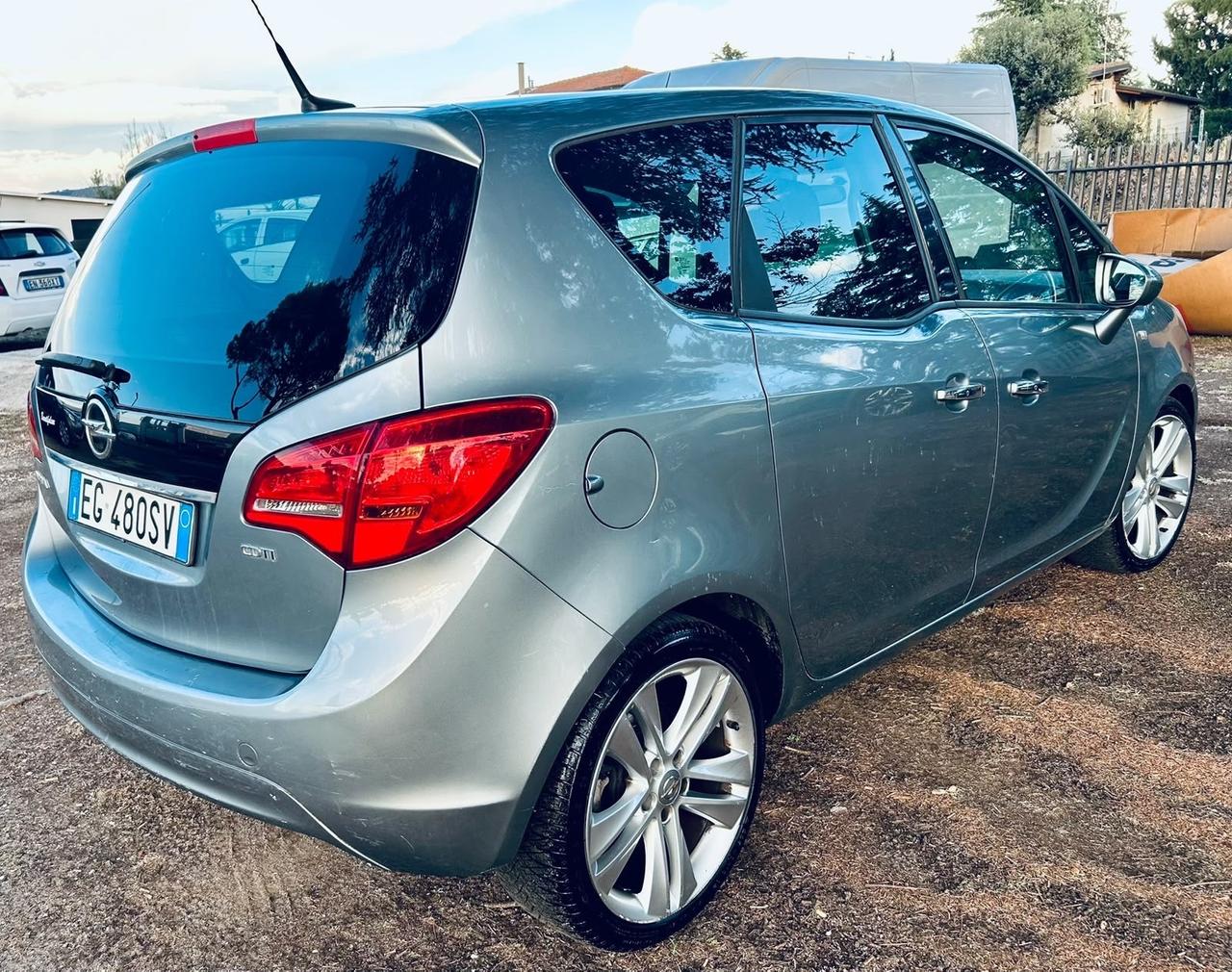Opel Meriva 1.7 CDTI!! CAMBIO AUTOMATICO!!