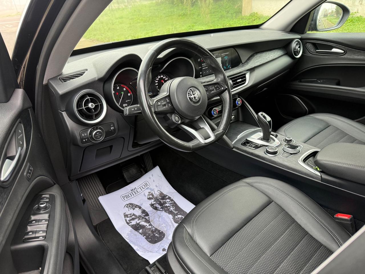Alfa Romeo Stelvio 2.2 Turbodiesel 190 CV AT8 RWD Executive